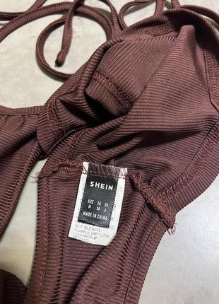 Коричневый топ на завязках открытый на шею shein m-l4 фото