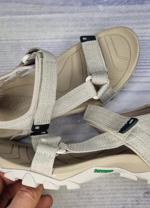 Босоножки сандалии karrimor