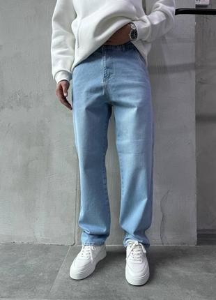 Мужские джинсы плотный материал красиво смотрятся удобны в носке качественные стильные