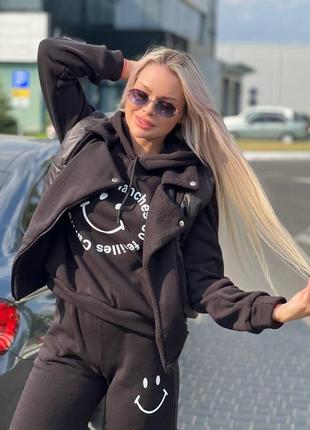 Костюм тройка