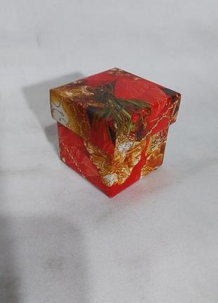 Коробка подарочная, картонная *новогодняя* 4/4/4  см. n -100