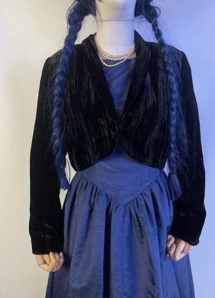 Оксамитовий велюровий бархат бархатний вінтажний укорочений піджак жакет болеро чорного кольору