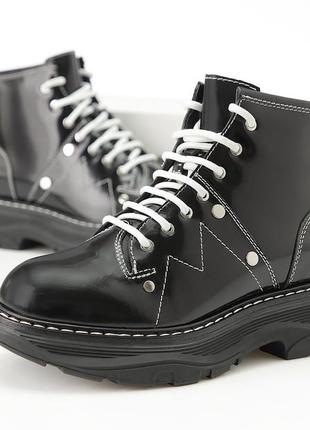 Alexander mcqueen boots ❄️