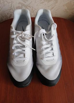 Кроссовки nike