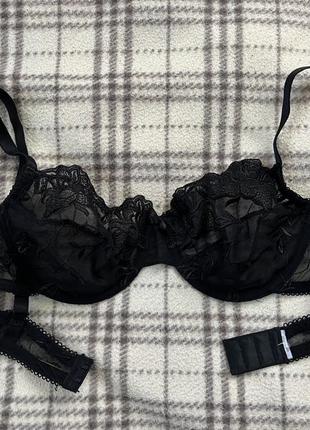 Бюстгальтер