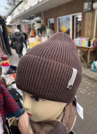 Шапка шоколад каштан коричневый не высокая осей odissey