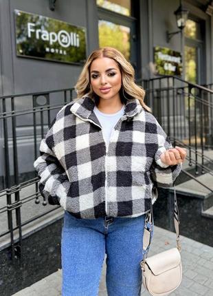 Меховая куртка - шуба женская принтованная тедди в клетку укороченная батал на синтепоне