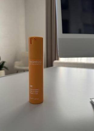 Vagheggi флюїд з вітаміном с