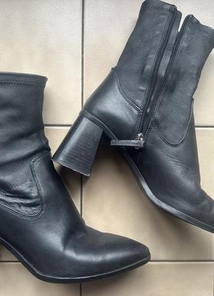 Сапожки zara р40 стелька 26,5см2 фото