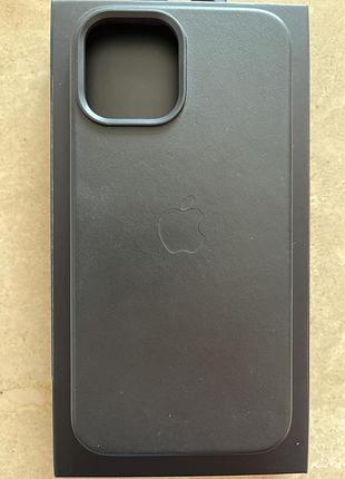 Чохол на iPhone 14 pro max рожевий шкіряний.