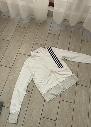 Кофта на замку