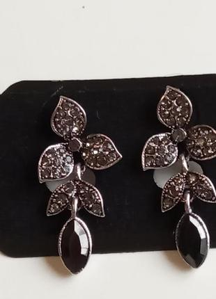 Елегантні сережки сережки гвоздики з димчастими кристалами, італія
