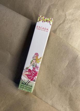 Парфюм  в стиле escada Escada cherry in the air