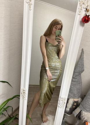 Золота боискуча сукня mango