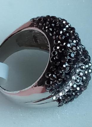 Роскошное массивное кольцо кольца 17 р. с дымчатыми кристаллами италия перстень6 фото