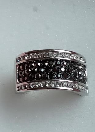 Элегантное кольцо 16,5 р. с дымчатыми кристаллами италия каблучка перстень1 фото