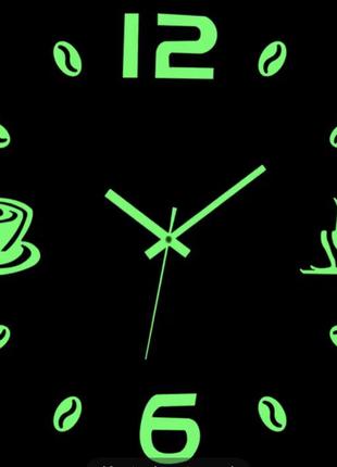 Настенные часы clock now люминесцентные. бесшумные. кофе
