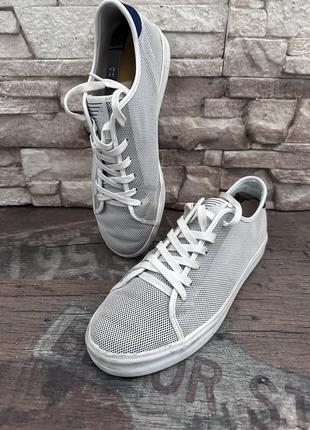Кроссовки bershka, 42-43