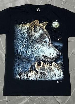 Абстрактная принтованная футболка caballo wolf. волки. размер м. состояние новой!