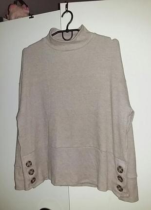 Неймовірно красивий  теплий светер. швейцарія