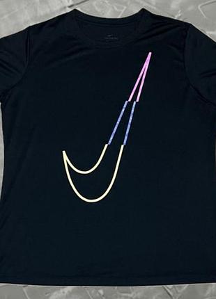 Футболка nike. the nike tee. размер l, xl. состояние новой! новая коллекция! dri-fit