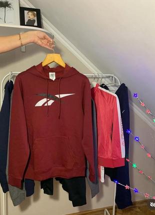 Оригінальне худі reebok