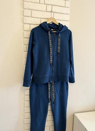 Спортивный костюм dkny7 фото