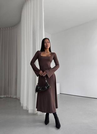 Женское платье макси  на шнурочках