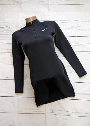 Черное плотное платье от nike