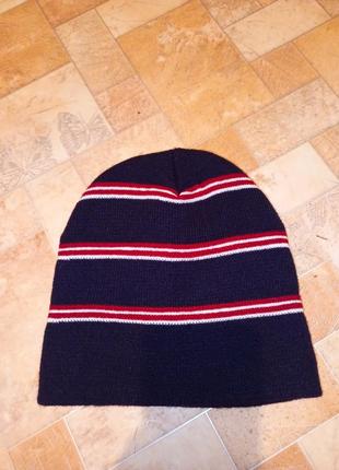 Теплая шапка. двойная шапка.  на окружность головы 40-45см