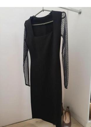 Вечернее черное платье