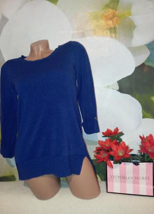 Красивая кофточка с разрезами от бренда f&f