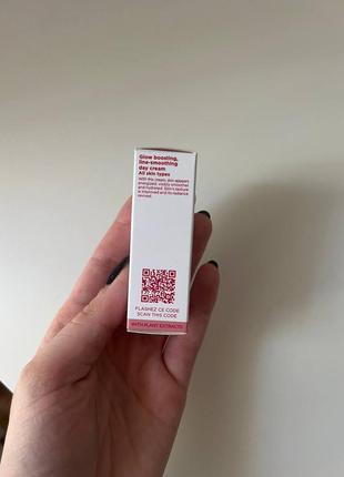 Крем для обличчя clarins glow boosting line- smoothing day cream