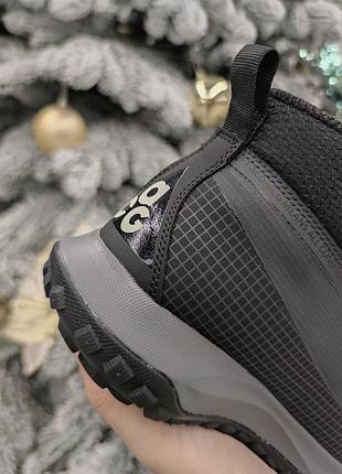 Мужские теплые зимние ботинки плотный материал не пропускает холод очень удобны в носке