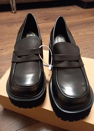 Черные туфли, оксфорды на каблуке р37