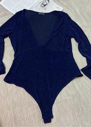 Prettylittlething шикарний синій з люрексом боді