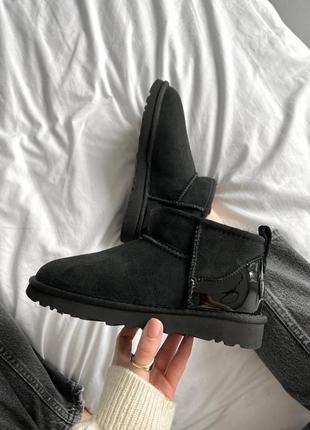Уцінка ugg ultra mini black lacquer premium уггі натуральні