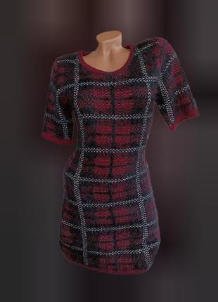 В'язана сукня травка в клітинку