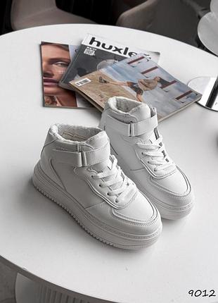 Кросівки високі жіночі adi білі екошкіра зима