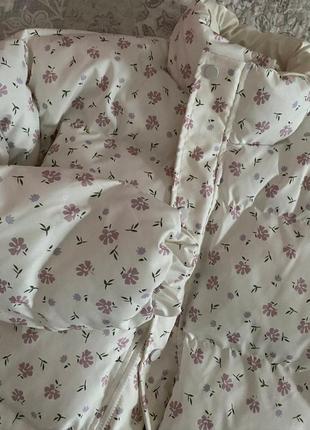 Куртка с цветами с принтом цветочным