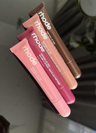 Пептидний прозорий блиск для губ rhode peptide lip treatment b