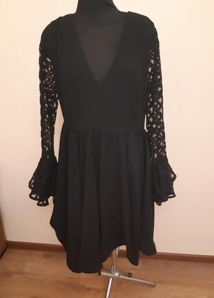 Платье для девушек размер 46,стан идеальное