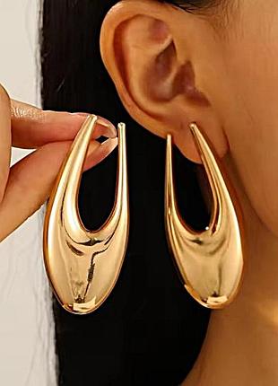Сережки акцентная  бижутерия золотого цвета