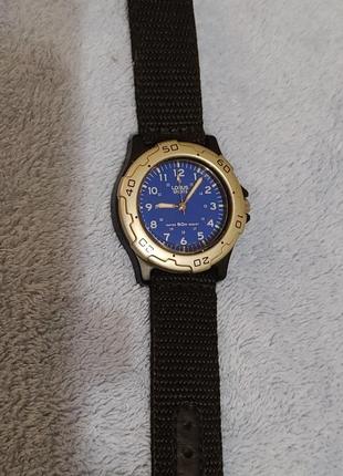 Часы наручные lorus