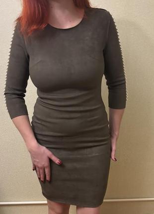 Платье из замши