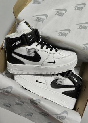 Nike air force 1 utility high white black fur
