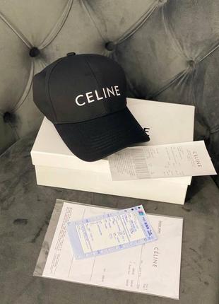 Кепка черная с надписью