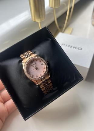 Годинник pinko