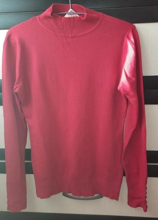 Свитер женский