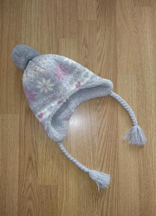Теплая зимняя шапка на девочку 6-8 лет